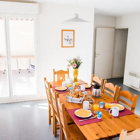 Plein Soleil Aparthotel 3*