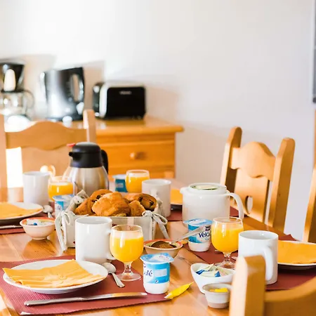 Plein Soleil Aparthotel 3*